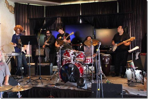 911737_4989261976361_1796562285_n[1]